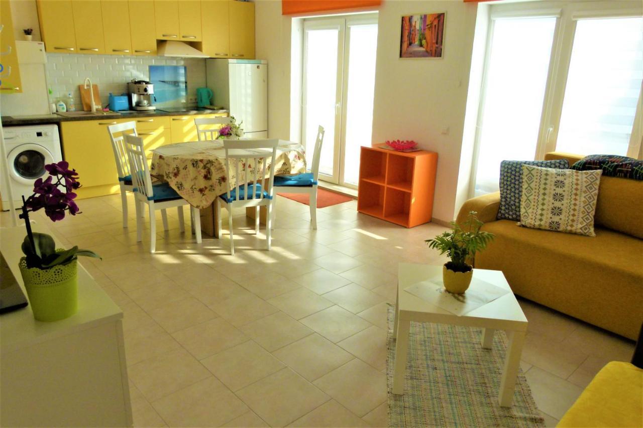Geltoni Apartamentai Palanga Exterior foto
