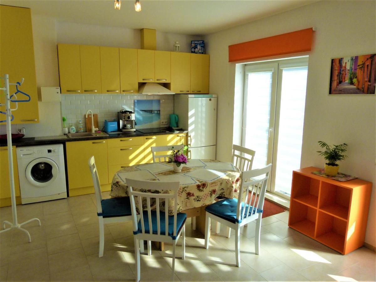Geltoni Apartamentai Palanga Exterior foto
