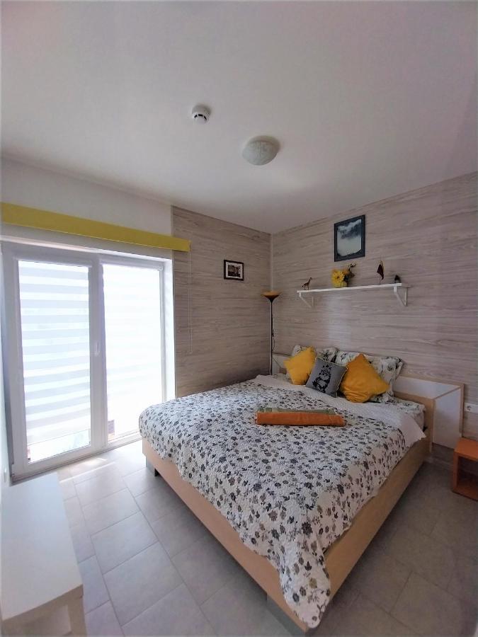 Geltoni Apartamentai Palanga Exterior foto